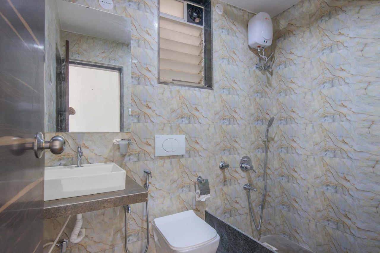 קארג'אט Stayvista'S Vine & Splash - Riverside Villa With An Infinity Pool And Indoor Games מראה חיצוני תמונה